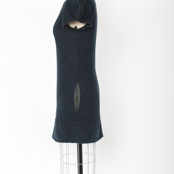 New Class in Denim - Picture 3 of 4